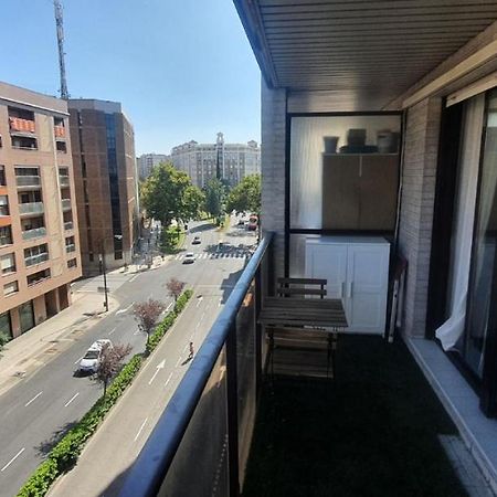 Apartamenticos Studio 75 Zaragoza Buitenkant foto