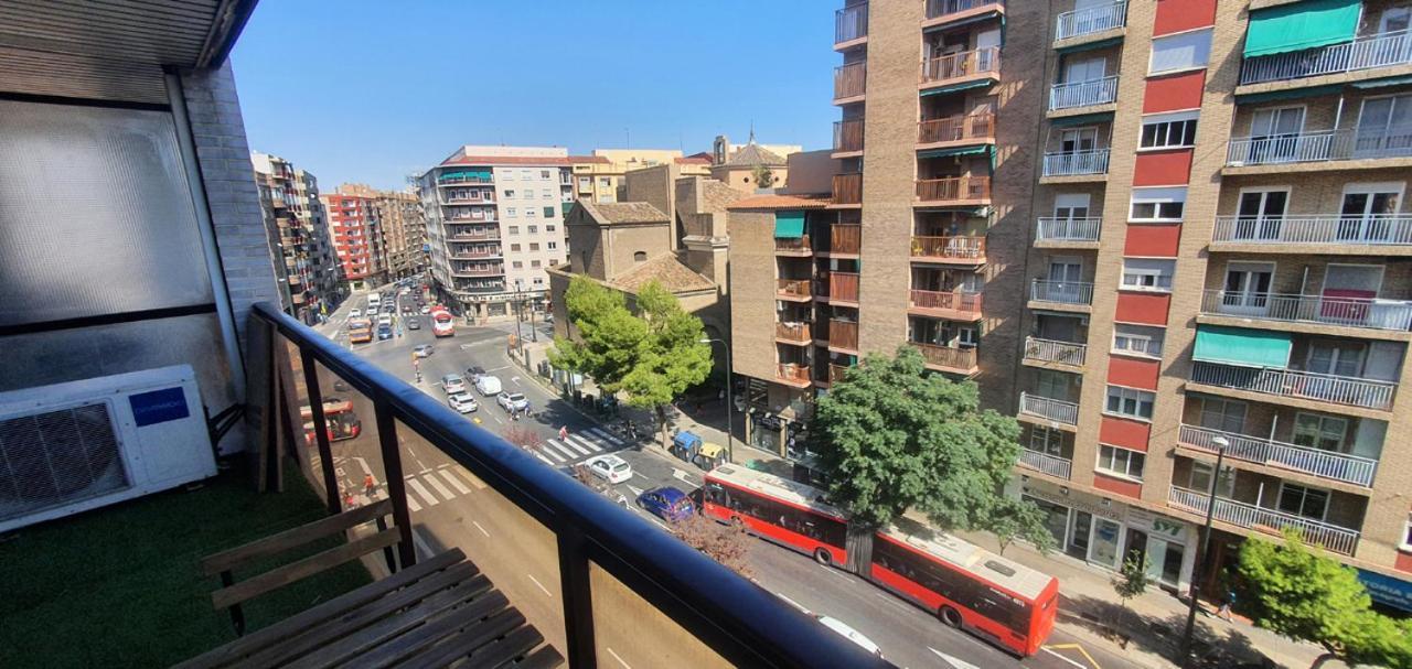 Apartamenticos Studio 75 Zaragoza Buitenkant foto