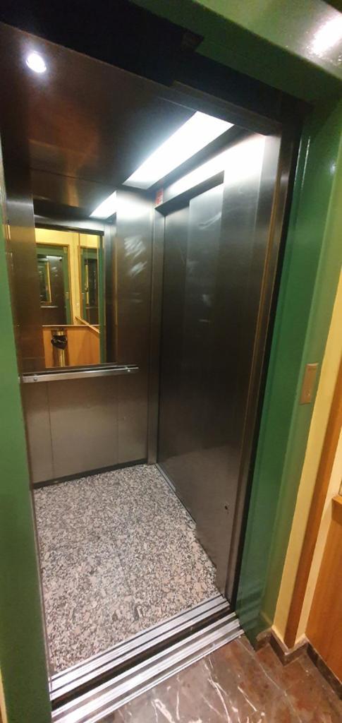 Apartamenticos Studio 75 Zaragoza Buitenkant foto